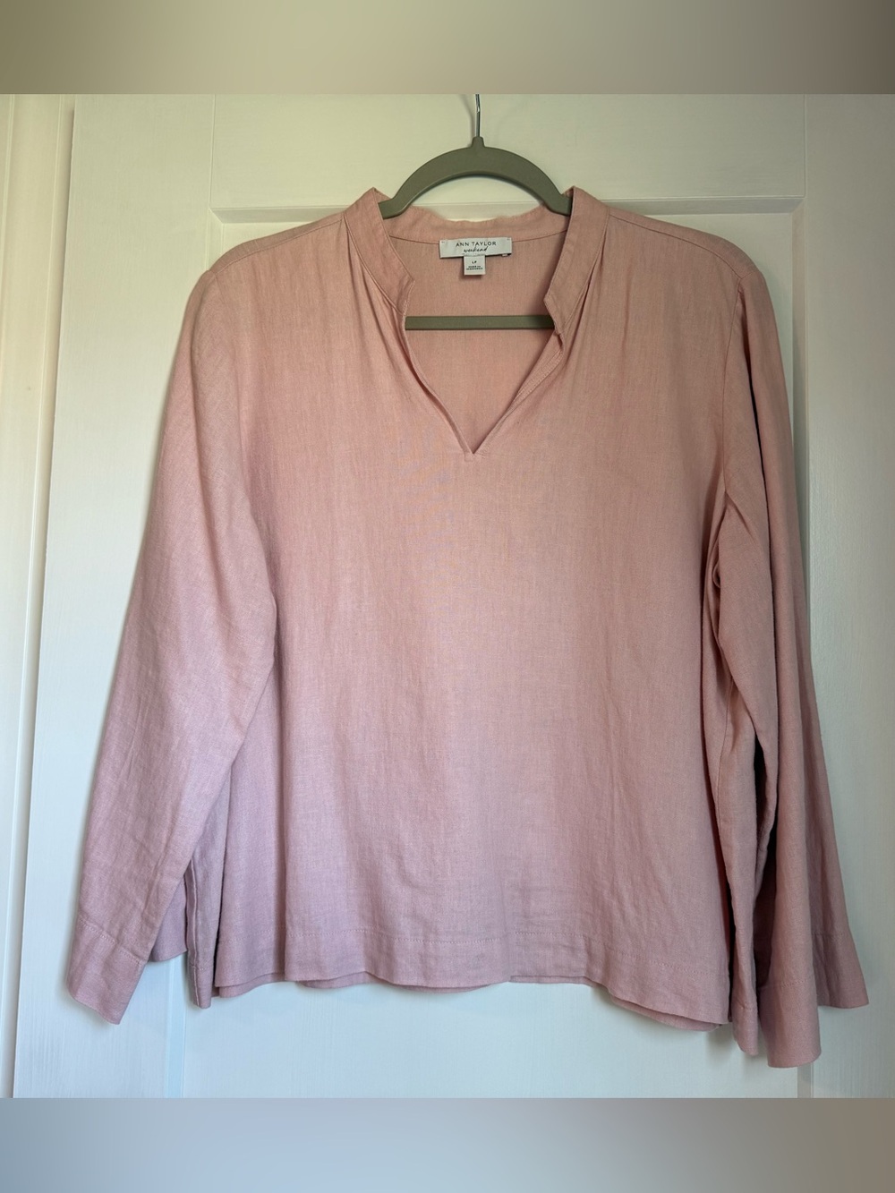 Ann Taylor Soft Blush Pink Split V-Neck Relaxed Blouse